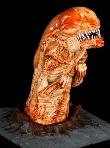 Hollywood Collectibles Group Life Size Chestburster Statue 