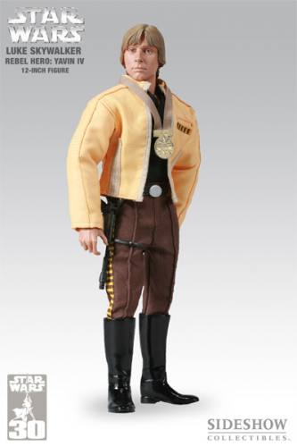 Star Wars Yavin Luke Skywalker Figure by Sideshow Collectibles.